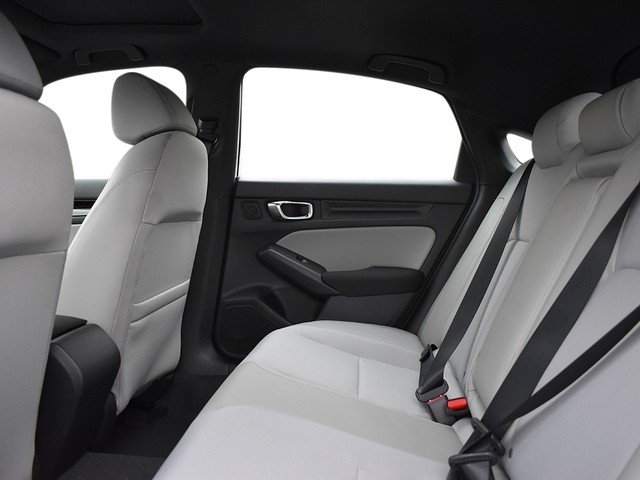 Honda Civic Hatchback Hybrid Vehicle Full-screen Gallery Image 24