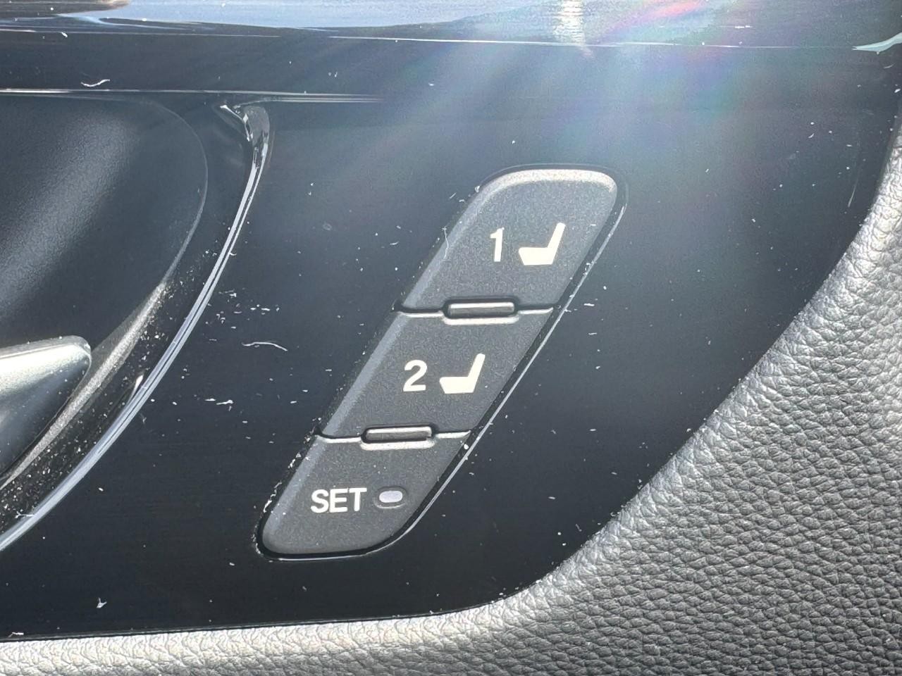 Honda CR-V Vehicle Full-screen Gallery Image 26