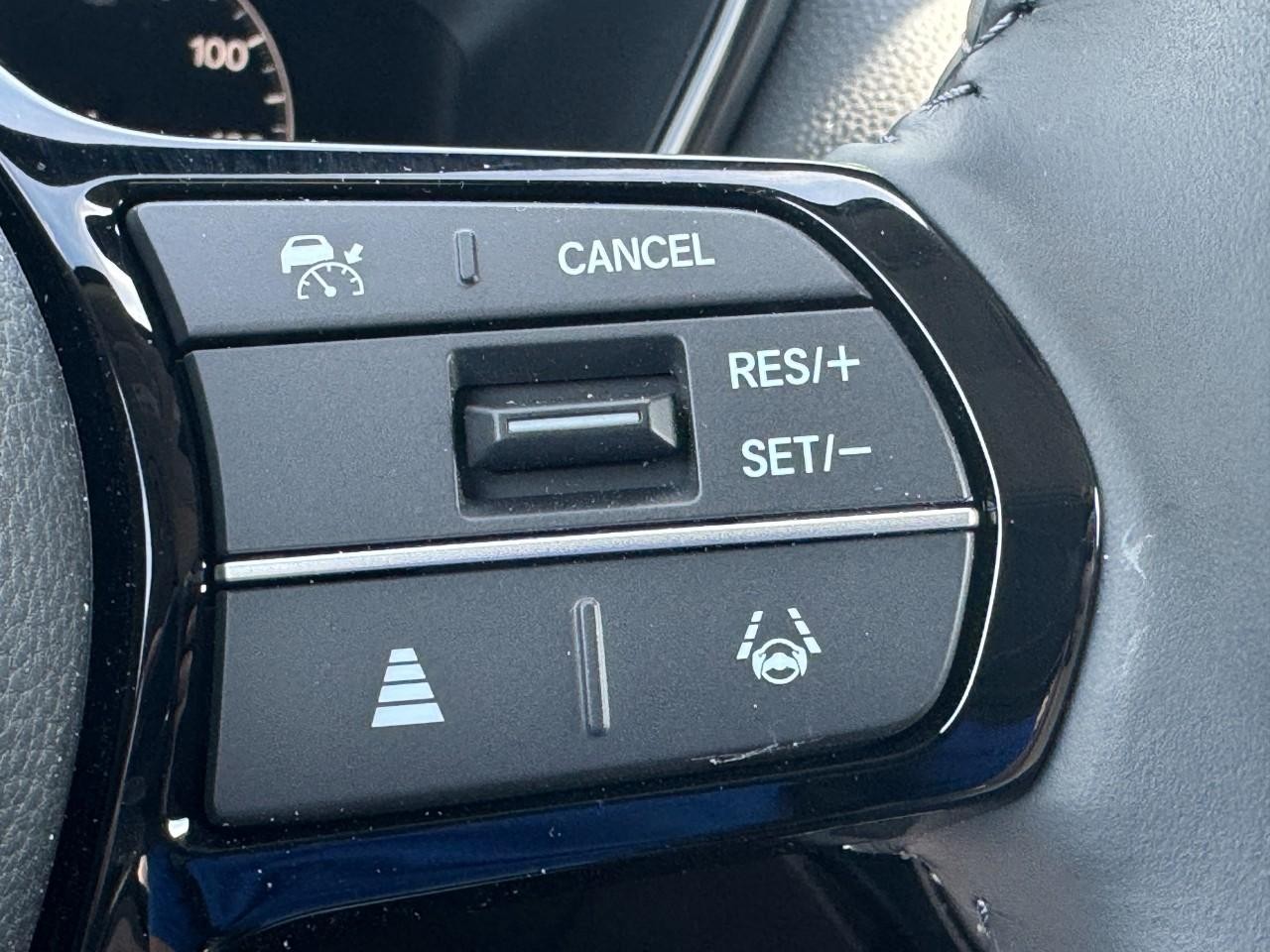 Honda CR-V Vehicle Full-screen Gallery Image 28