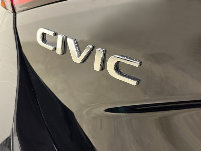 Honda Civic Hatchback Vehicle Full-screen Gallery Image 07