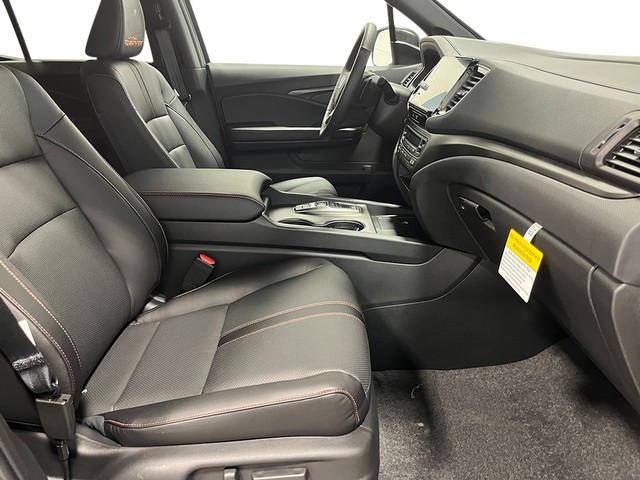 Honda Ridgeline Vehicle Full-screen Gallery Image 24
