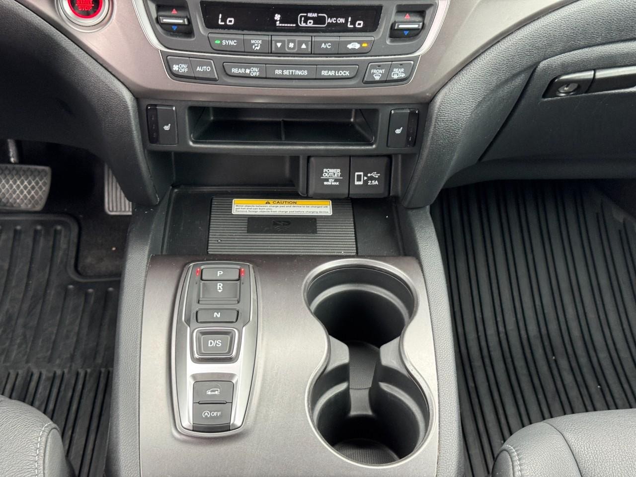 Honda Pilot Vehicle Full-screen Gallery Image 17