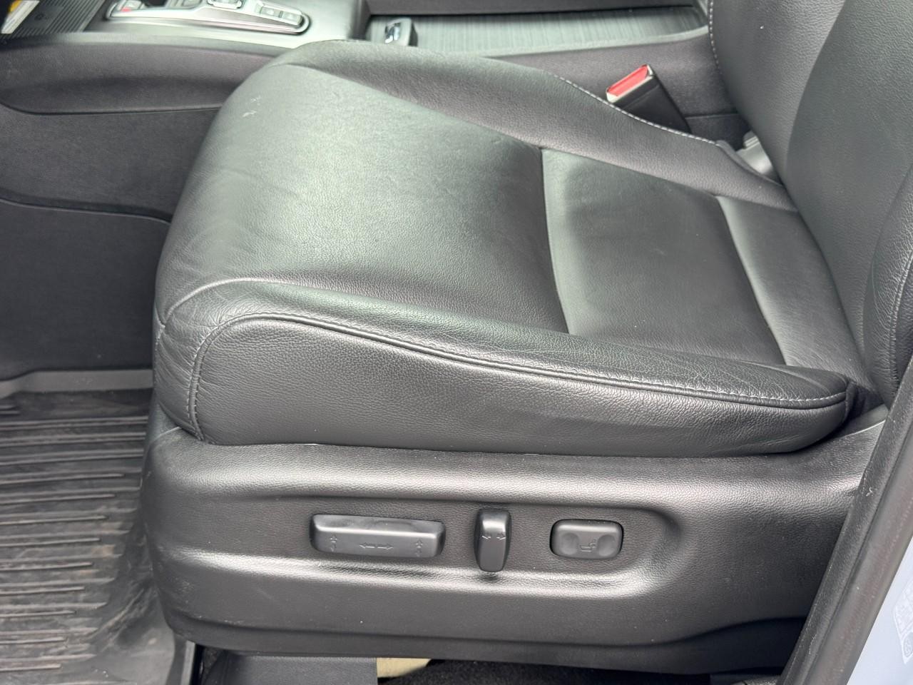 Honda Pilot Vehicle Full-screen Gallery Image 19