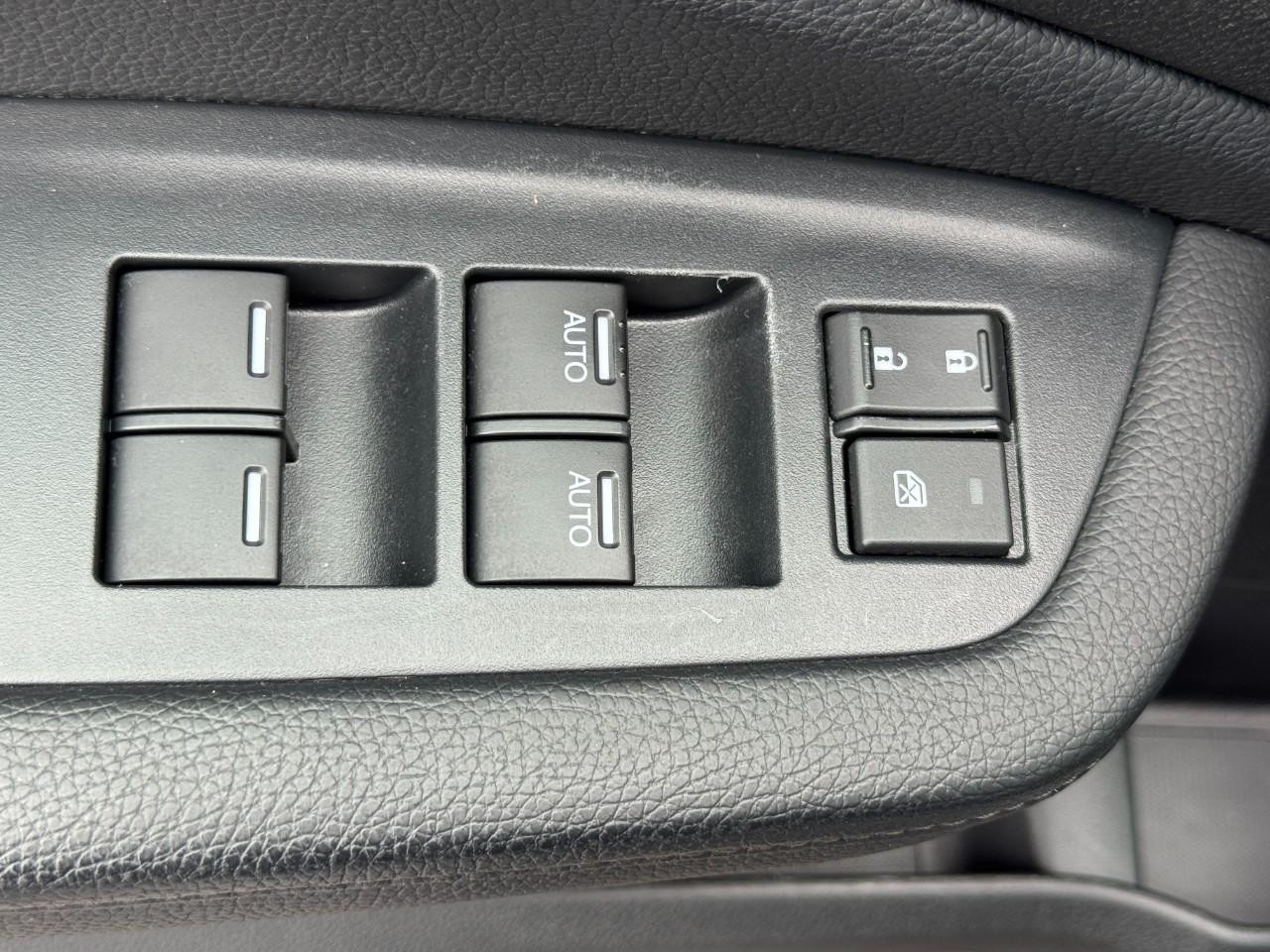 Honda Pilot Vehicle Full-screen Gallery Image 20