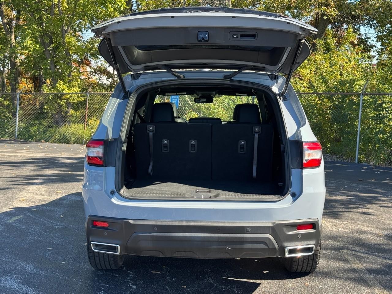 Honda Pilot Vehicle Full-screen Gallery Image 06