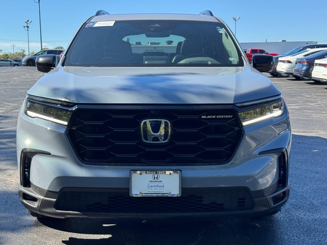 Honda Pilot Vehicle Full-screen Gallery Image 11