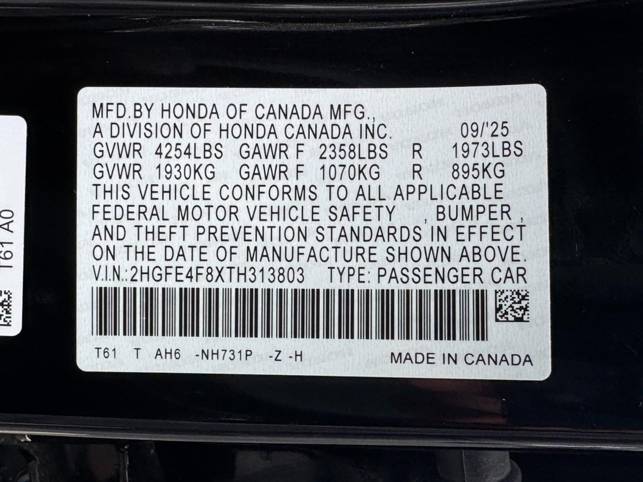Honda Civic Sedan Hybrid Vehicle Full-screen Gallery Image 25
