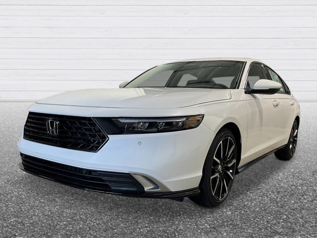 Honda Accord Hybrid Vehicle Full-screen Gallery Image 02