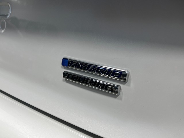 Honda Accord Hybrid Vehicle Full-screen Gallery Image 08
