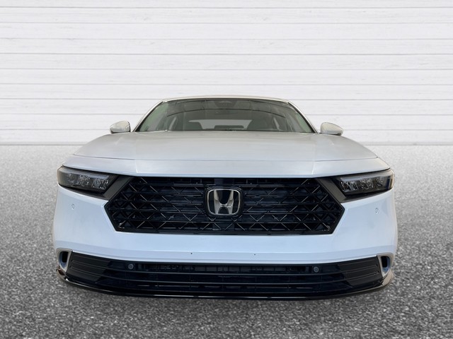 Honda Accord Hybrid Vehicle Full-screen Gallery Image 14