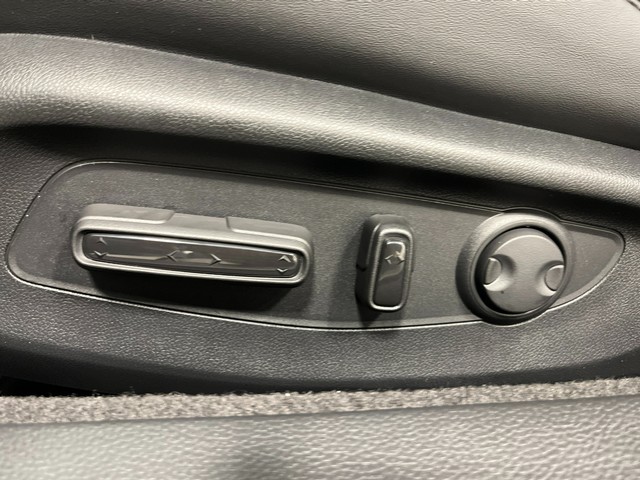 Honda Accord Hybrid Vehicle Full-screen Gallery Image 19