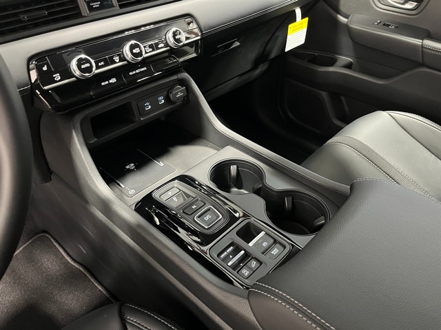 Honda Passport Vehicle Full-screen Gallery Image 23