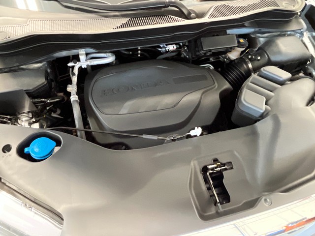 Honda Ridgeline Vehicle Full-screen Gallery Image 12