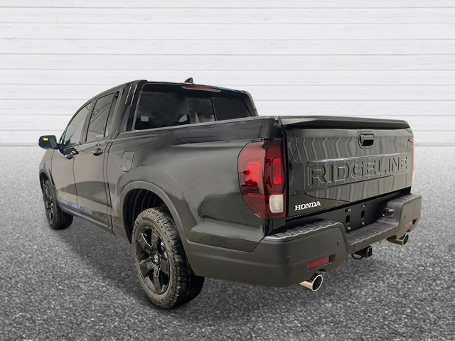 Honda Ridgeline Vehicle Full-screen Gallery Image 04