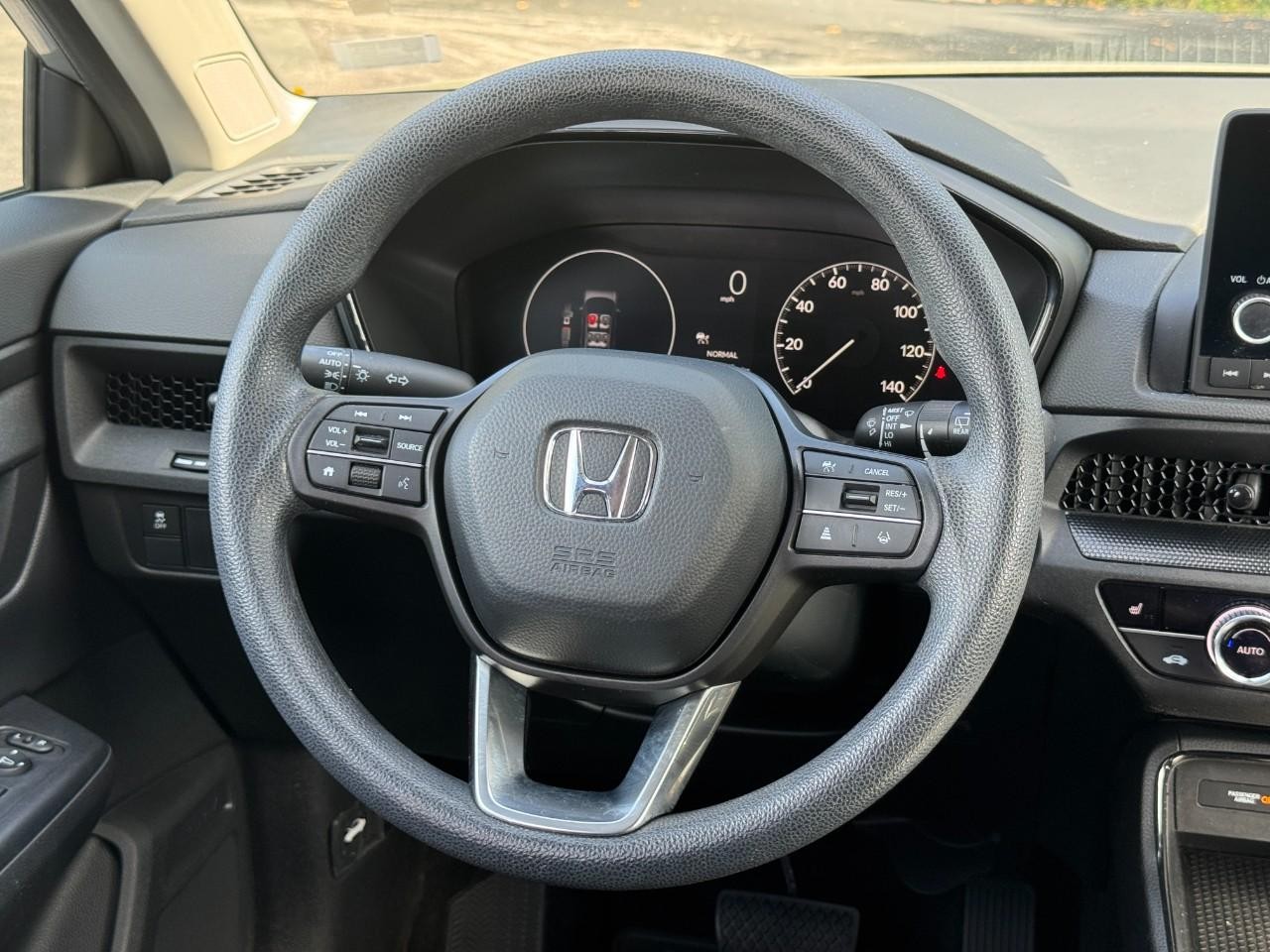 Honda CR-V Vehicle Full-screen Gallery Image 13
