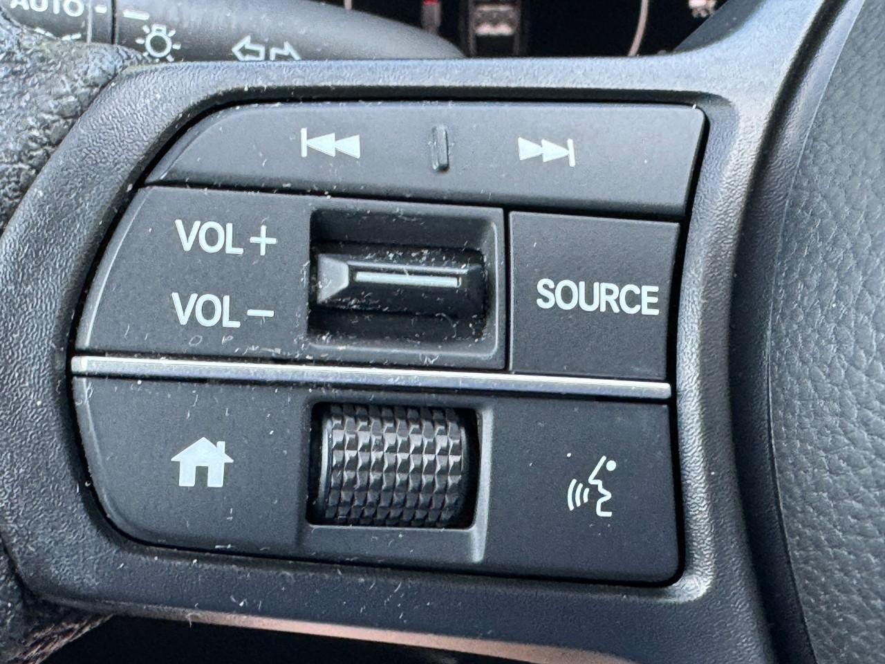Honda CR-V Vehicle Full-screen Gallery Image 19