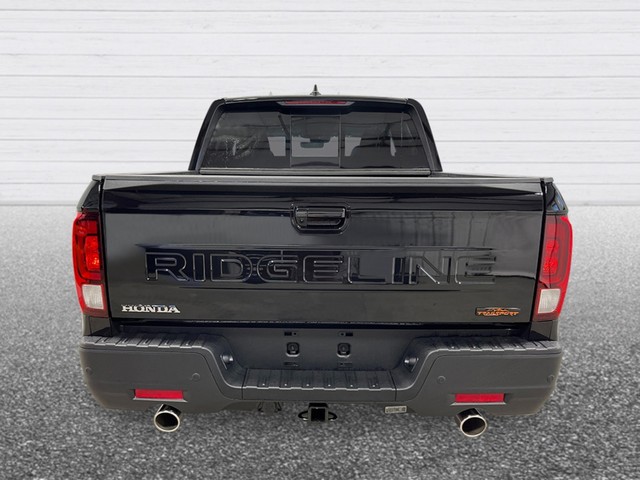 Honda Ridgeline Vehicle Full-screen Gallery Image 05
