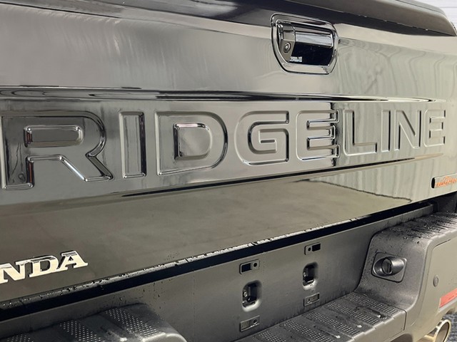 Honda Ridgeline Vehicle Full-screen Gallery Image 08