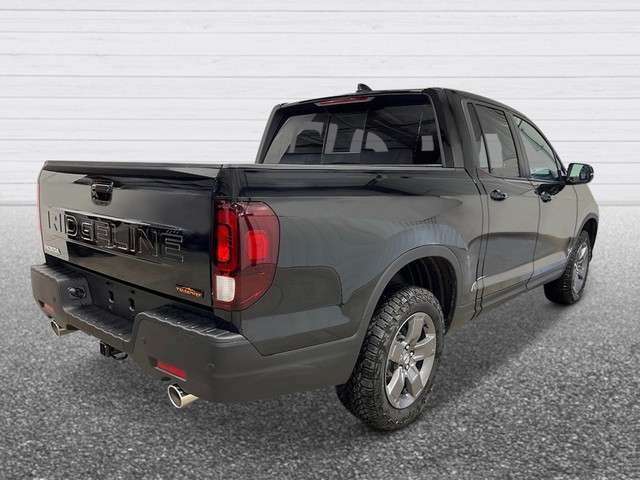 Honda Ridgeline Vehicle Full-screen Gallery Image 09