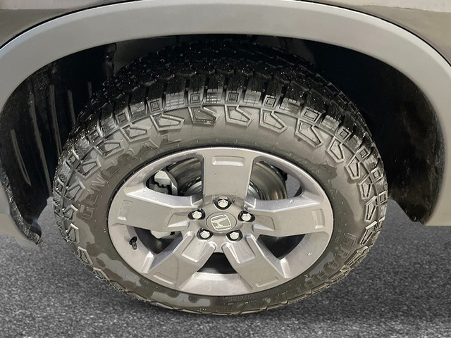Honda Ridgeline Vehicle Full-screen Gallery Image 13