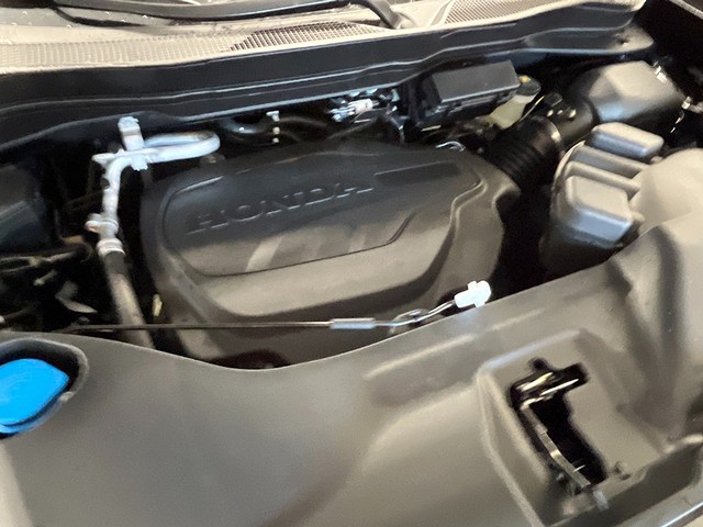 Honda Ridgeline Vehicle Full-screen Gallery Image 14