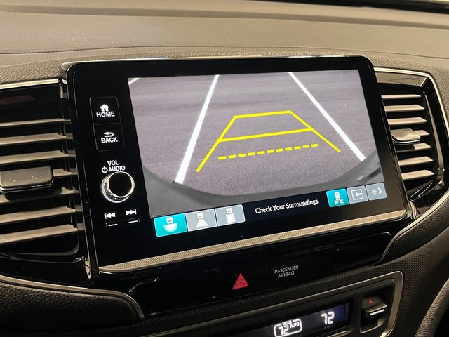 Honda Ridgeline Vehicle Full-screen Gallery Image 23