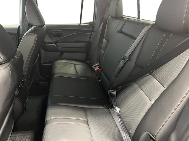 Honda Ridgeline Vehicle Full-screen Gallery Image 24