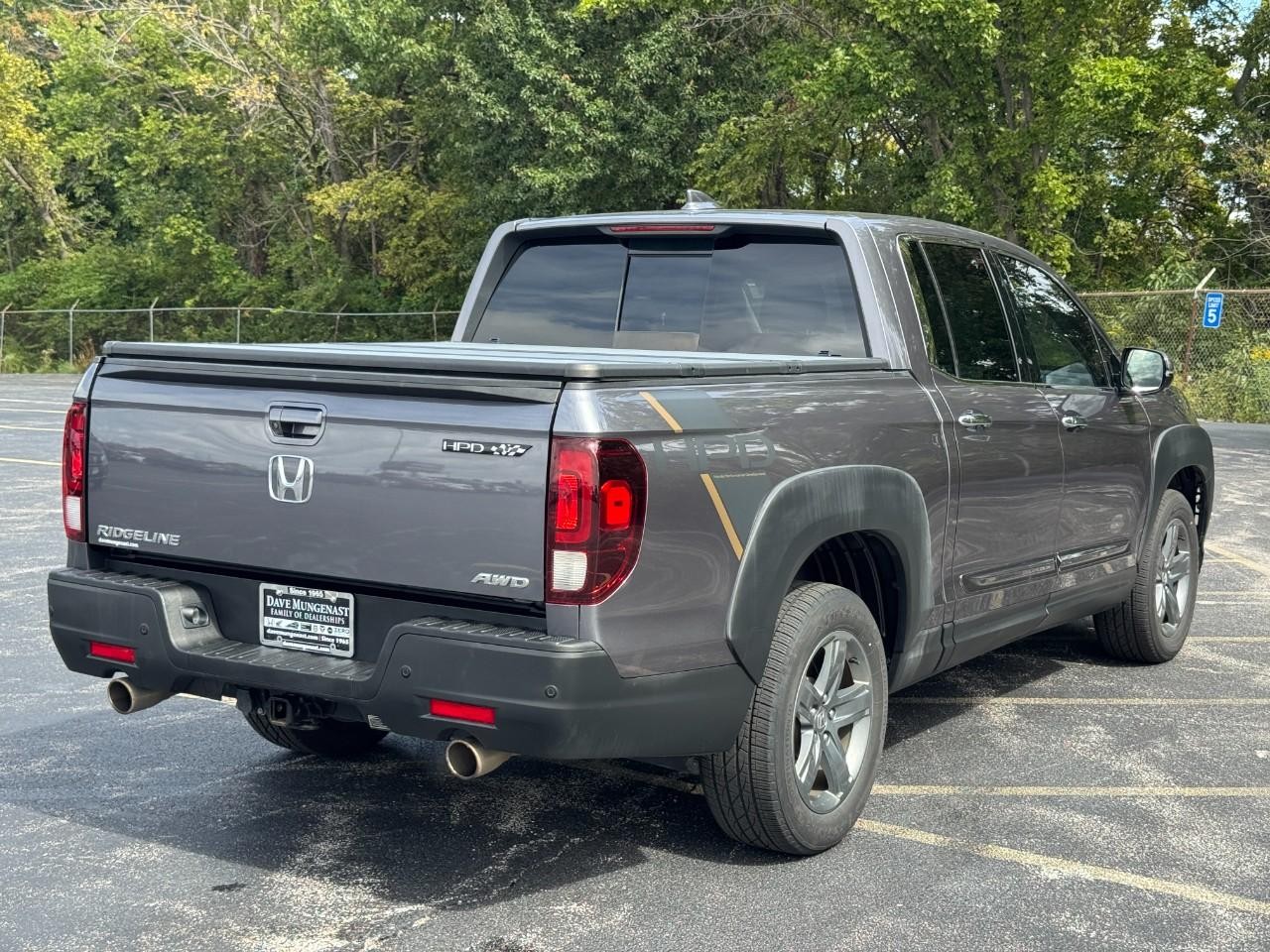 Honda Ridgeline Vehicle Full-screen Gallery Image 04
