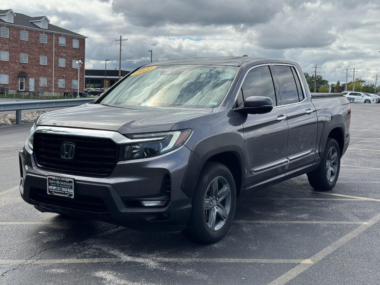 Honda Ridgeline Vehicle Full-screen Gallery Image 10