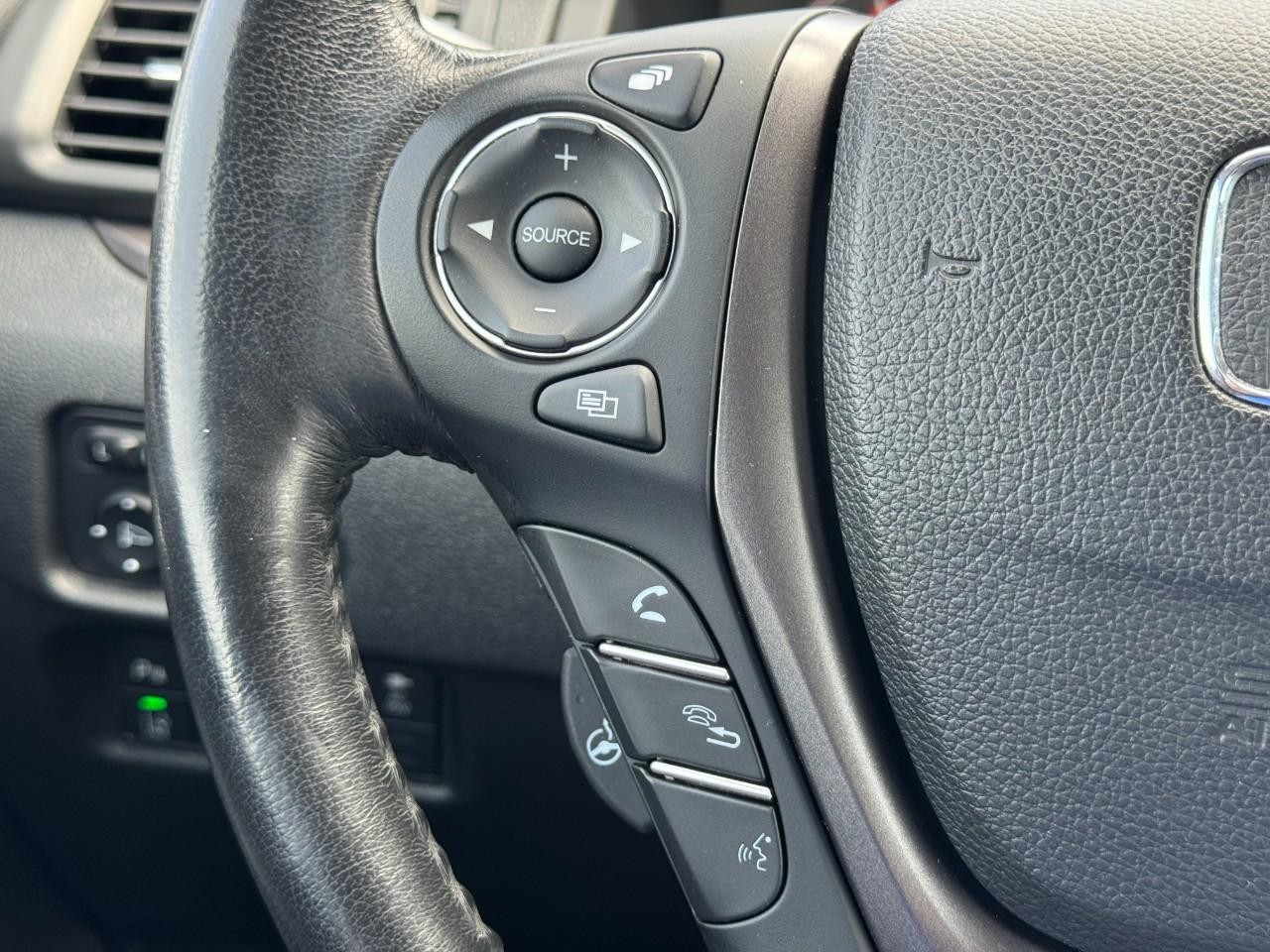 Honda Ridgeline Vehicle Full-screen Gallery Image 22