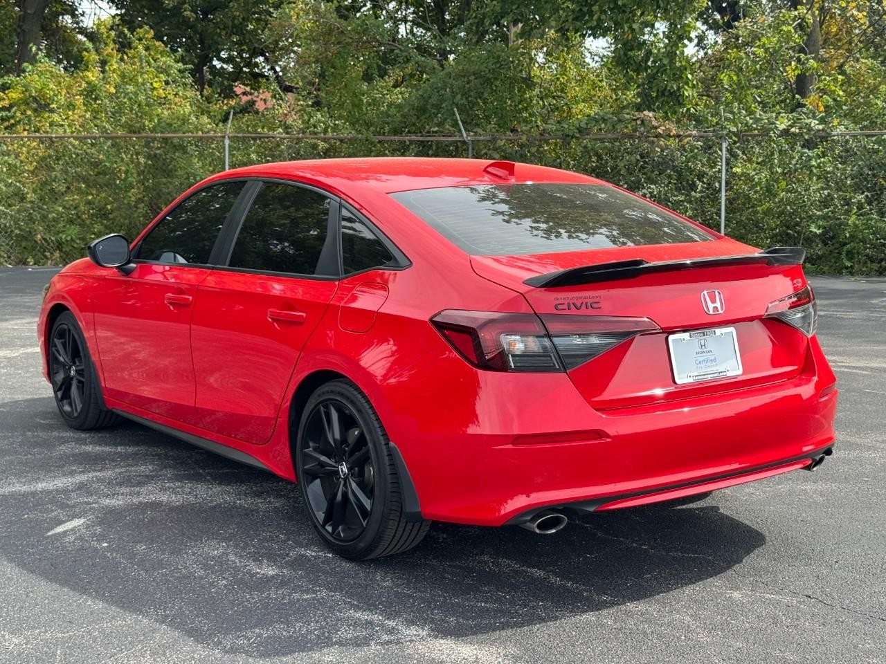 Honda Civic Si Vehicle Full-screen Gallery Image 08
