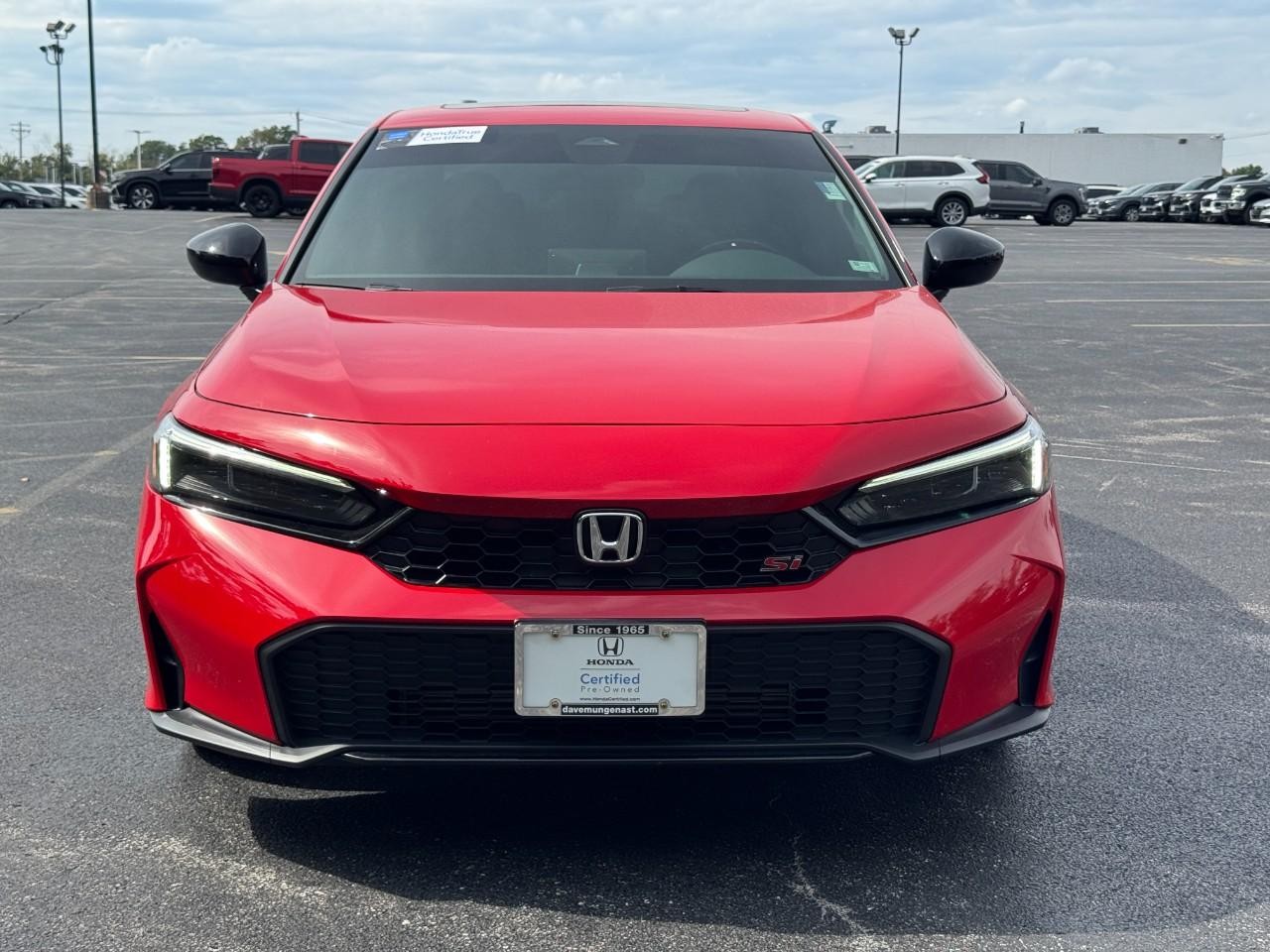 Honda Civic Si Vehicle Full-screen Gallery Image 11