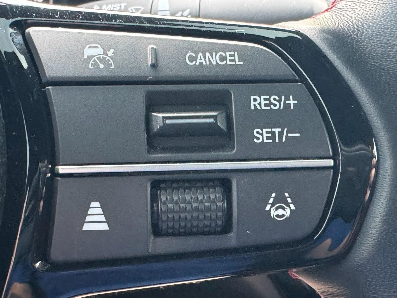 Honda Civic Si Vehicle Full-screen Gallery Image 21