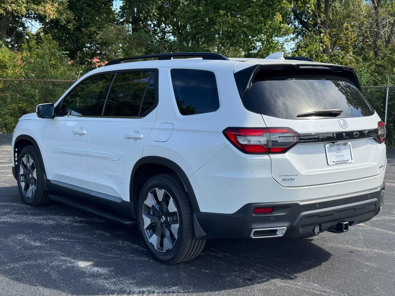 Honda Pilot Vehicle Full-screen Gallery Image 08
