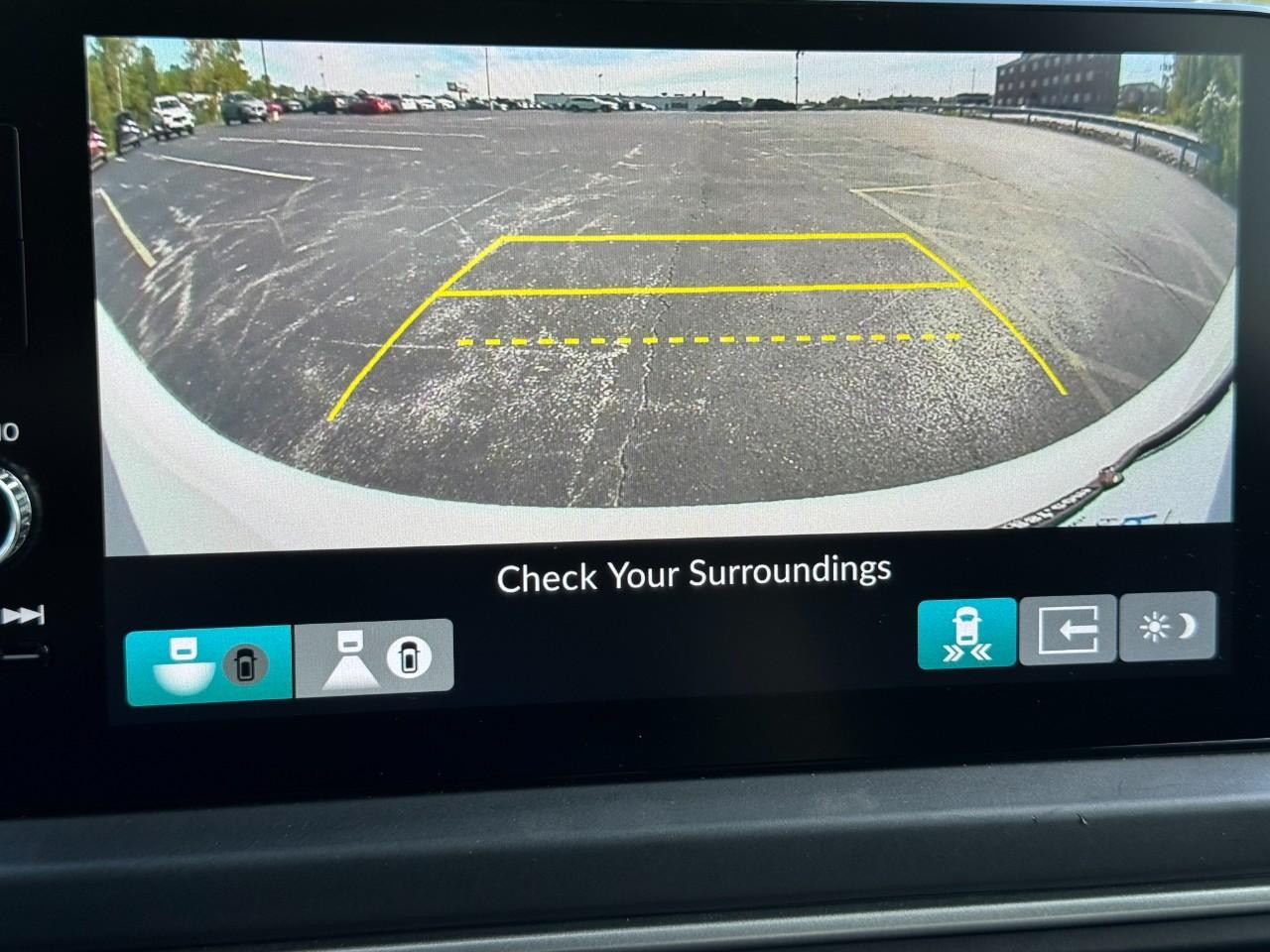 Honda Pilot Vehicle Full-screen Gallery Image 28
