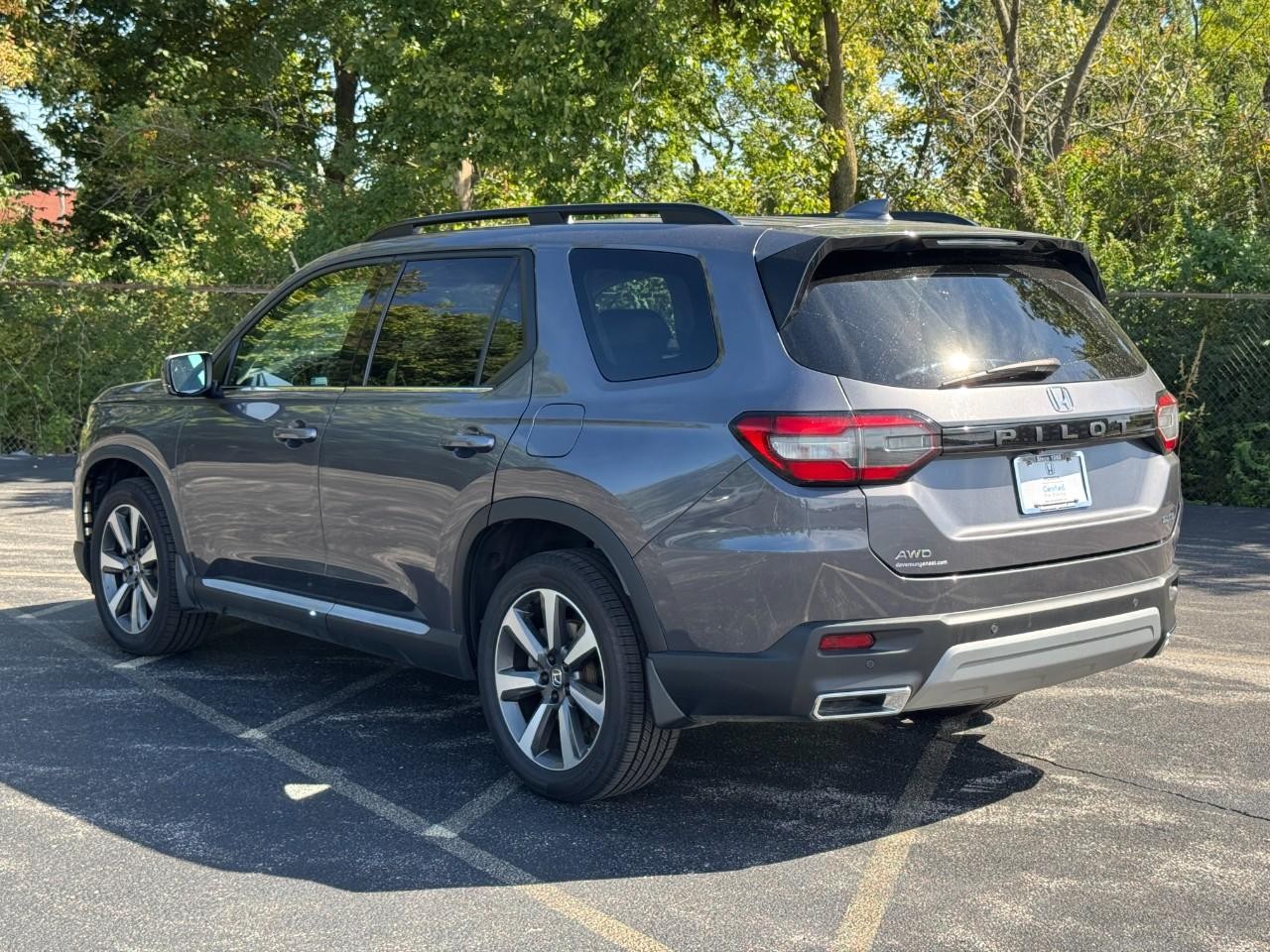 Honda Pilot Vehicle Full-screen Gallery Image 08