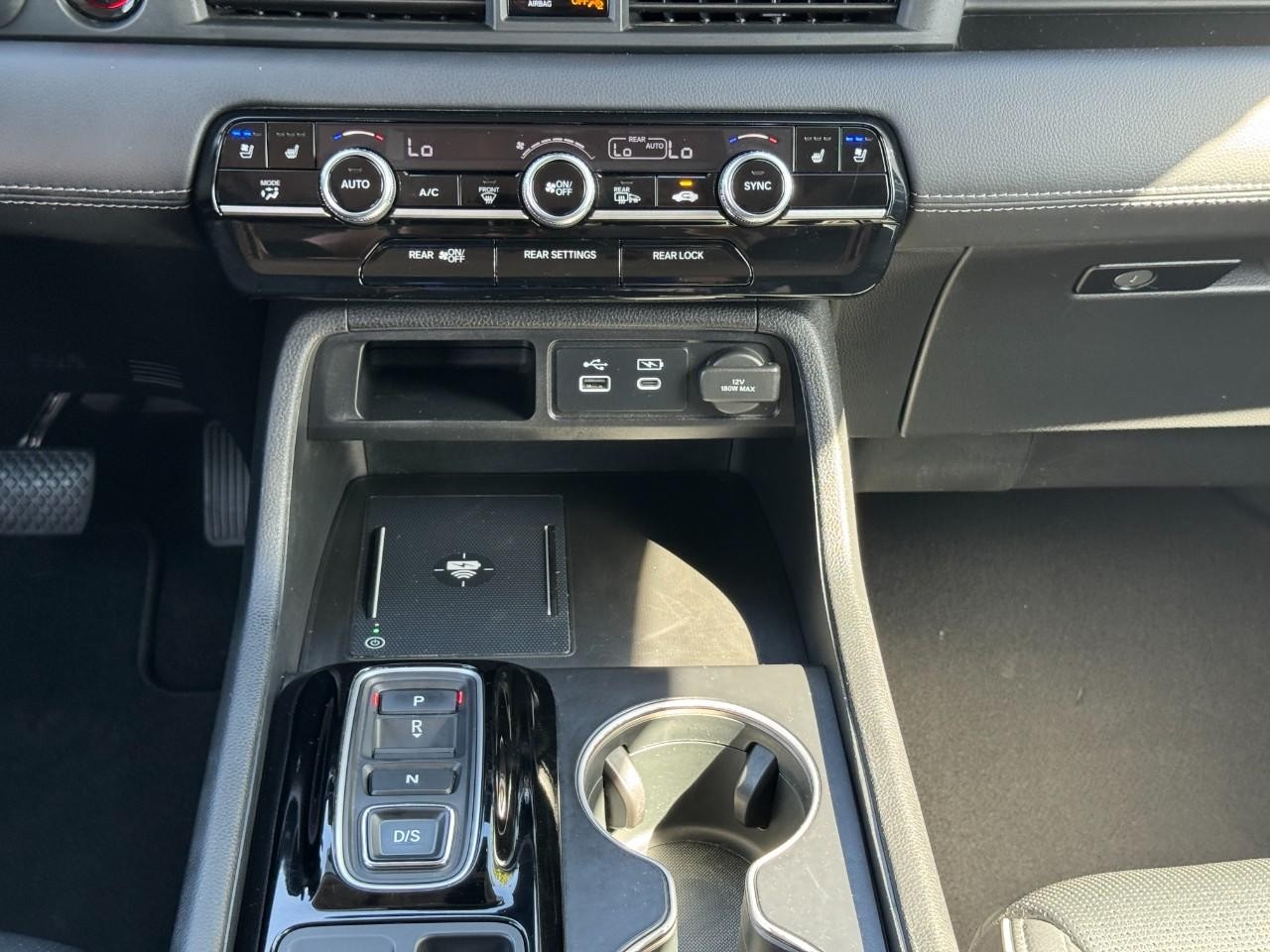 Honda Pilot Vehicle Full-screen Gallery Image 18