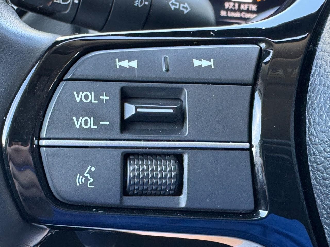Honda Pilot Vehicle Full-screen Gallery Image 23
