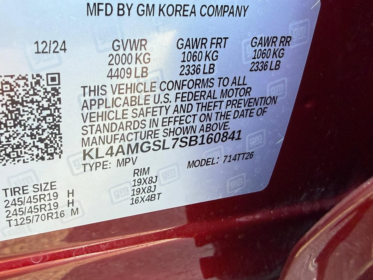 Buick Encore GX Vehicle Full-screen Gallery Image 24