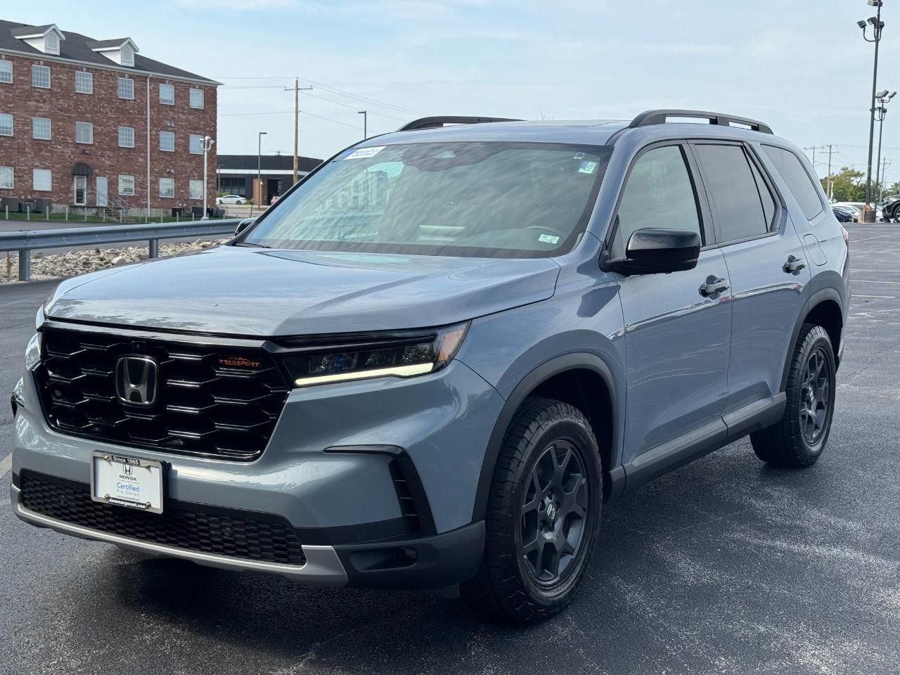 Honda Pilot Vehicle Full-screen Gallery Image 10