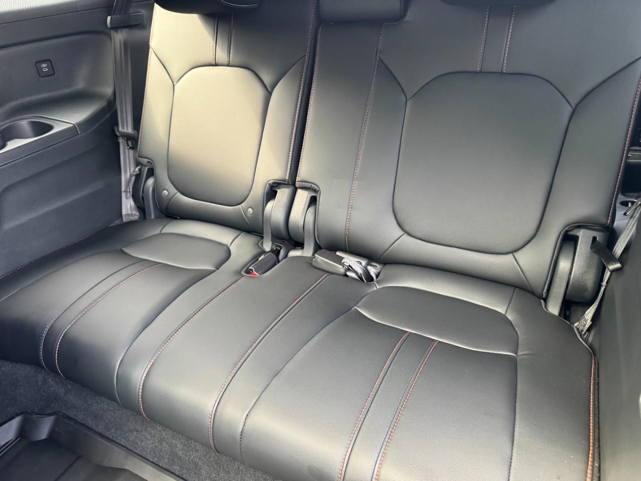 Honda Pilot Vehicle Full-screen Gallery Image 13