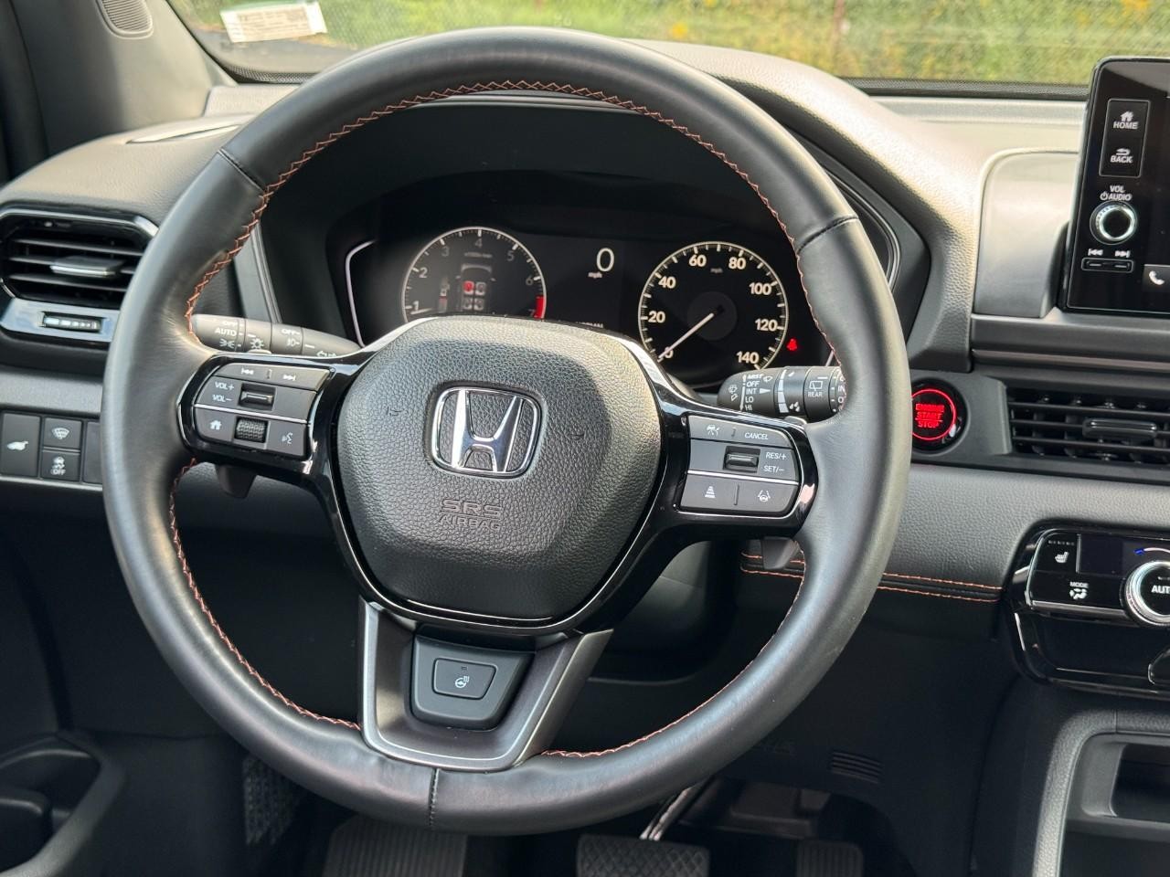 Honda Pilot Vehicle Full-screen Gallery Image 16