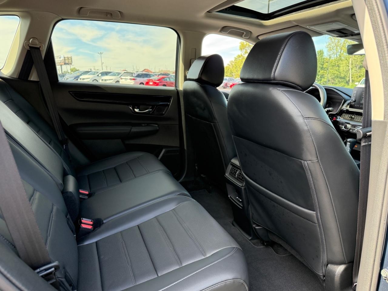 Honda CR-V Vehicle Full-screen Gallery Image 10