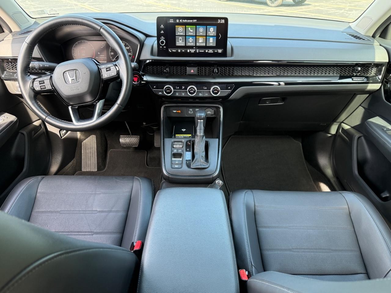 Honda CR-V Vehicle Full-screen Gallery Image 11