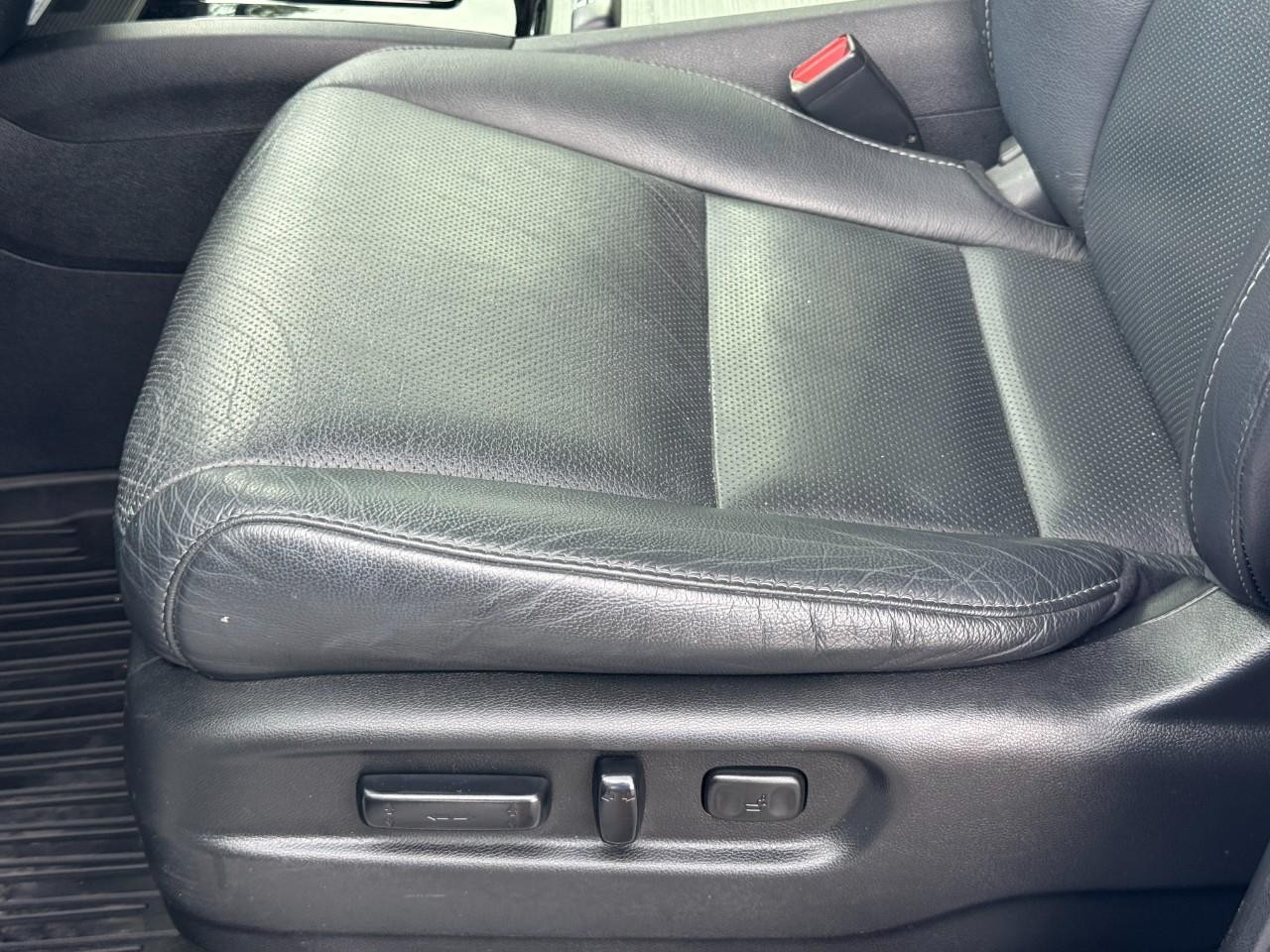 Honda Pilot Vehicle Full-screen Gallery Image 19