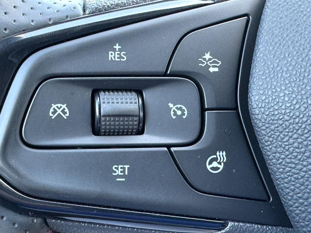 Chevrolet Trax Vehicle Full-screen Gallery Image 20