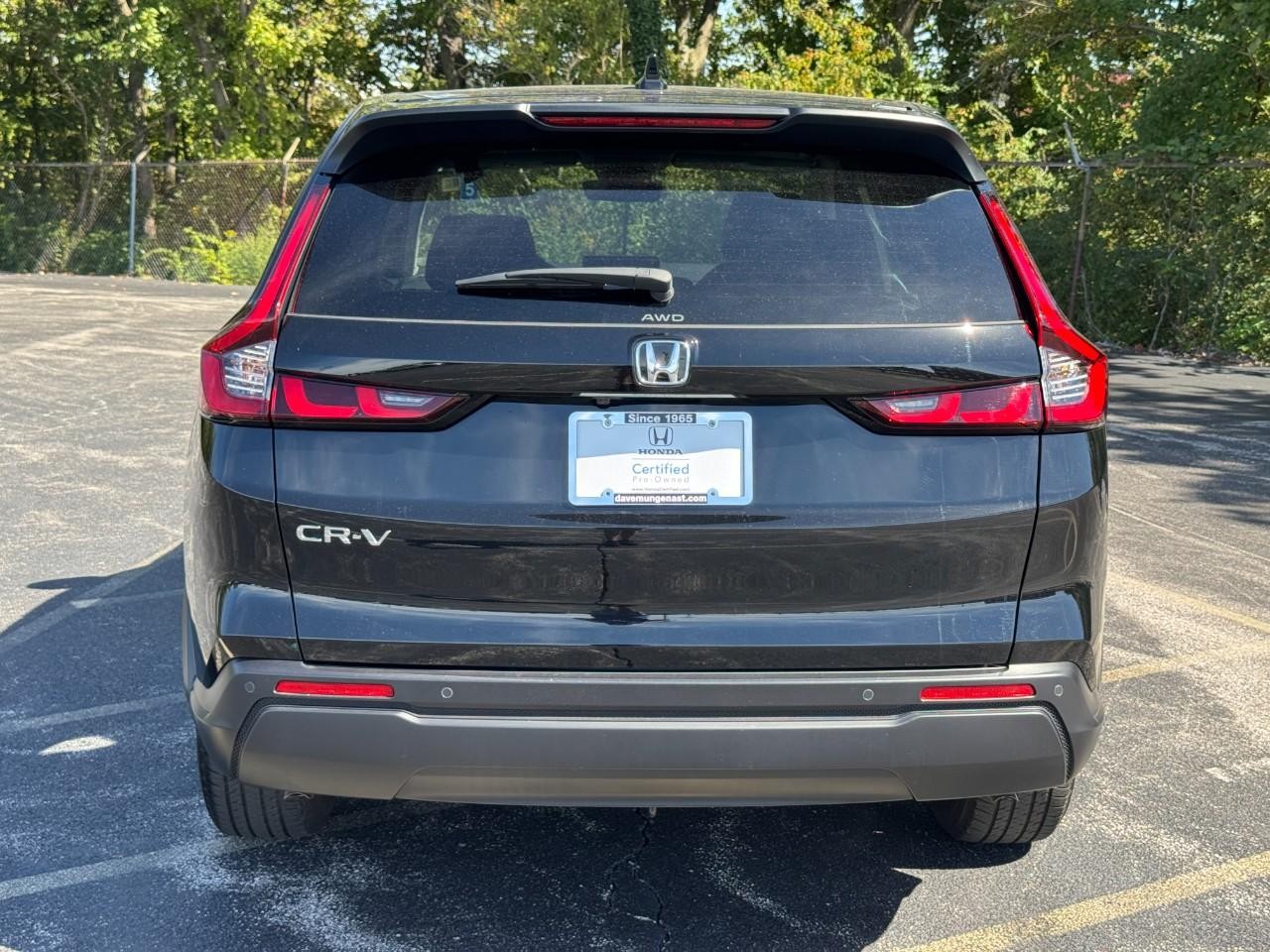 Honda CR-V Vehicle Full-screen Gallery Image 06