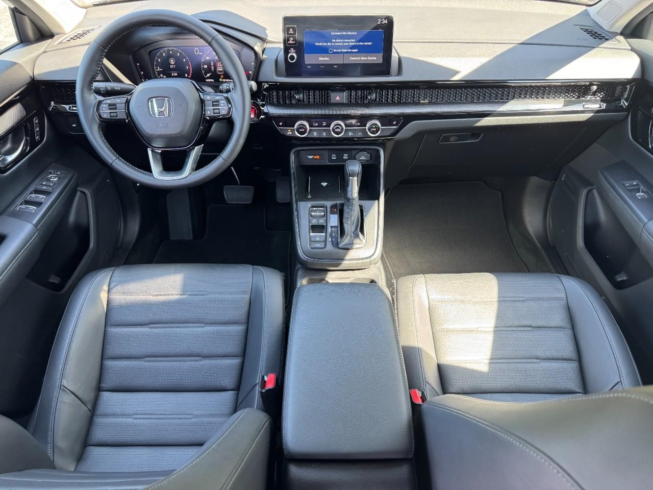 Honda CR-V Vehicle Full-screen Gallery Image 12