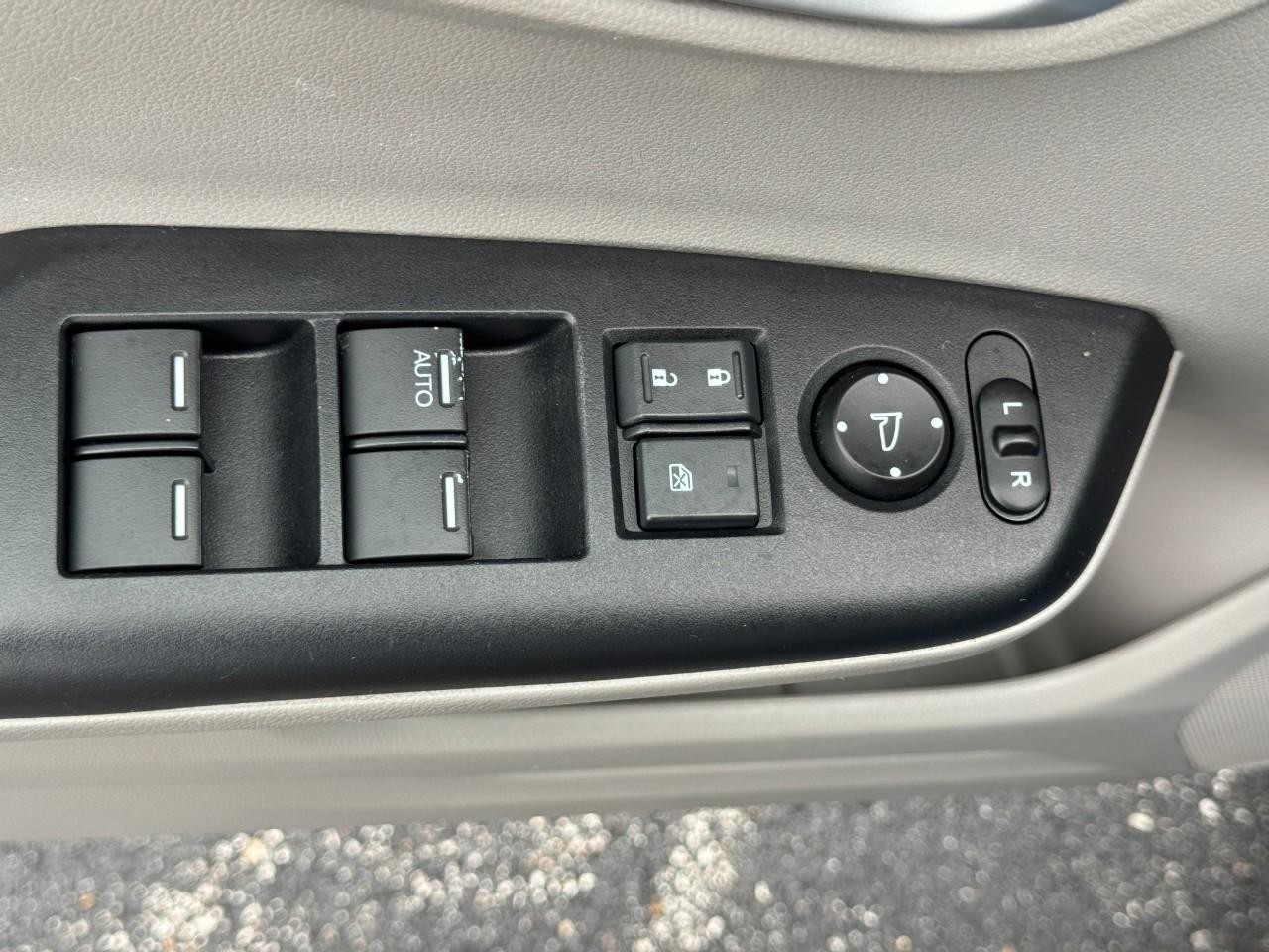 Honda Civic Sedan Vehicle Full-screen Gallery Image 18