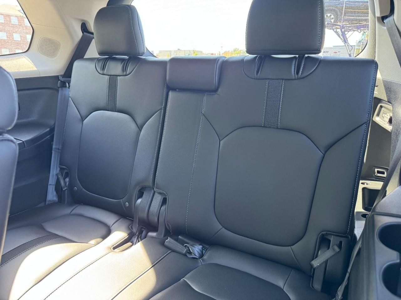 Honda Pilot Vehicle Full-screen Gallery Image 13